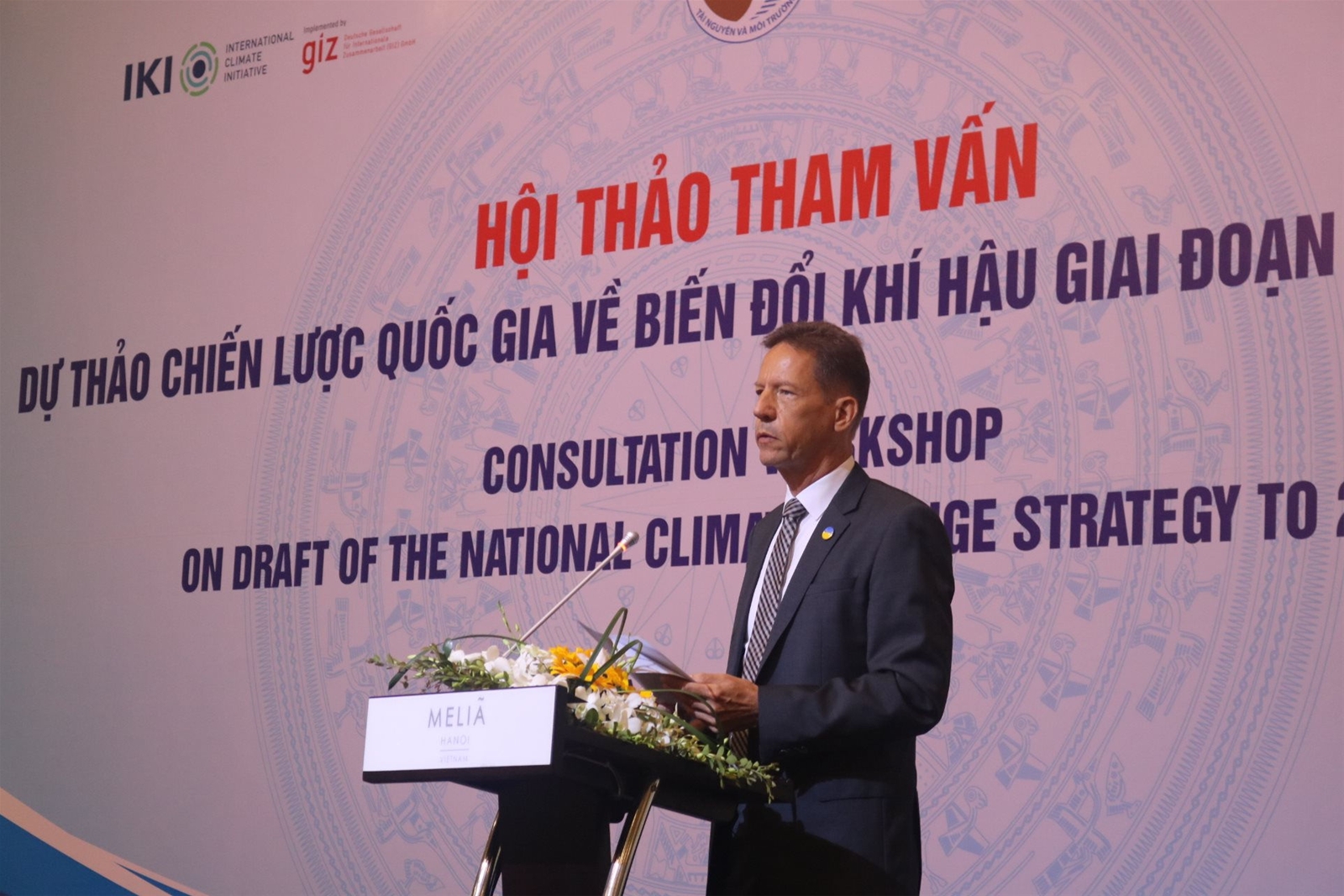Bộ TN&MT tham vấn xây dựng Chiến lược quốc gia về biến đổi khí hậu đến năm 2050