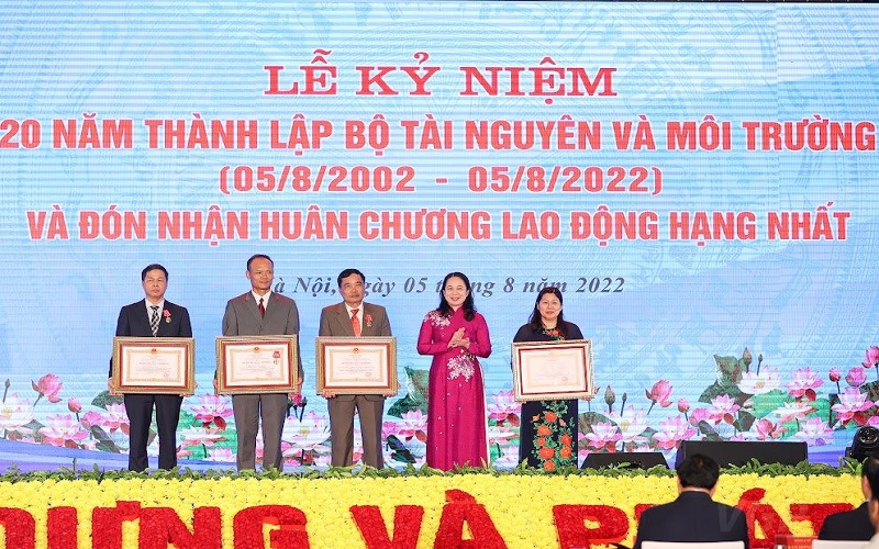 Bộ Tài nguyên và Môi trường Kỷ niệm 20 năm thành lập và đón nhận Huân chương Lao động Hạng Nhất