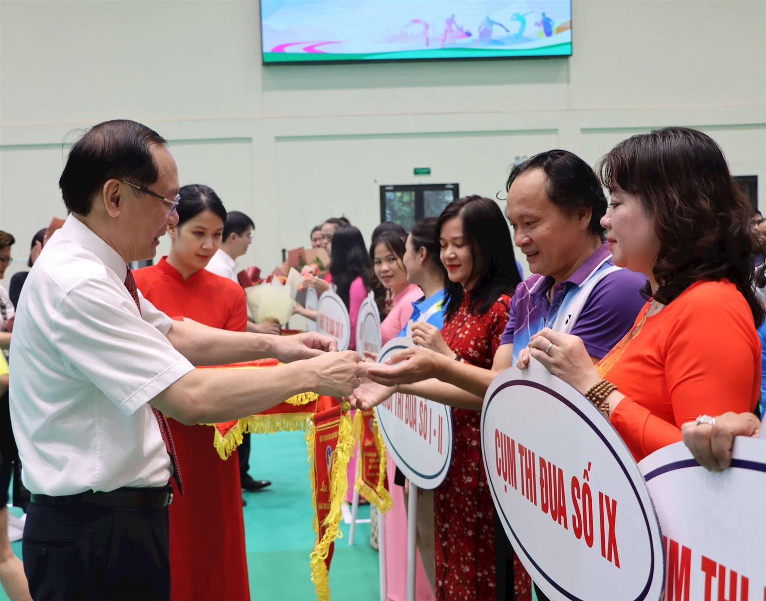 Khai mạc Giải thể thao chào mừng 20 năm Ngày thành lập Bộ TN&MT
