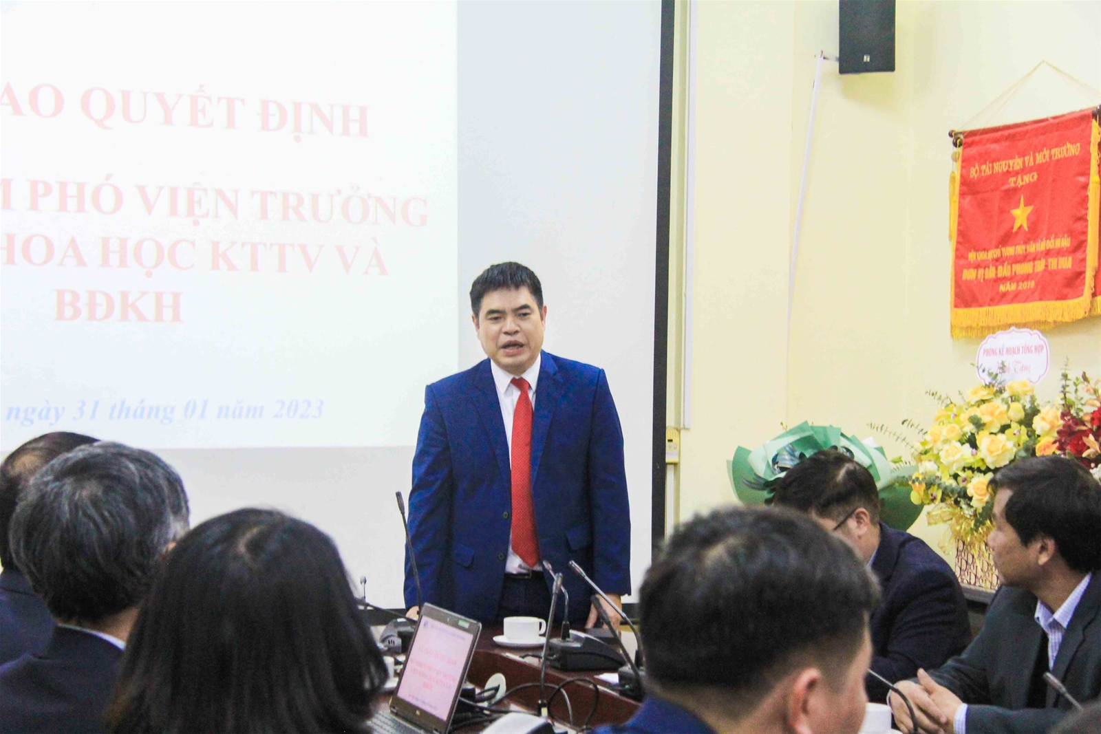 Bổ nhiệm Phó Viện trưởng Viện Khoa học Khí tượng Thủy văn và Biến đổi khí hậu