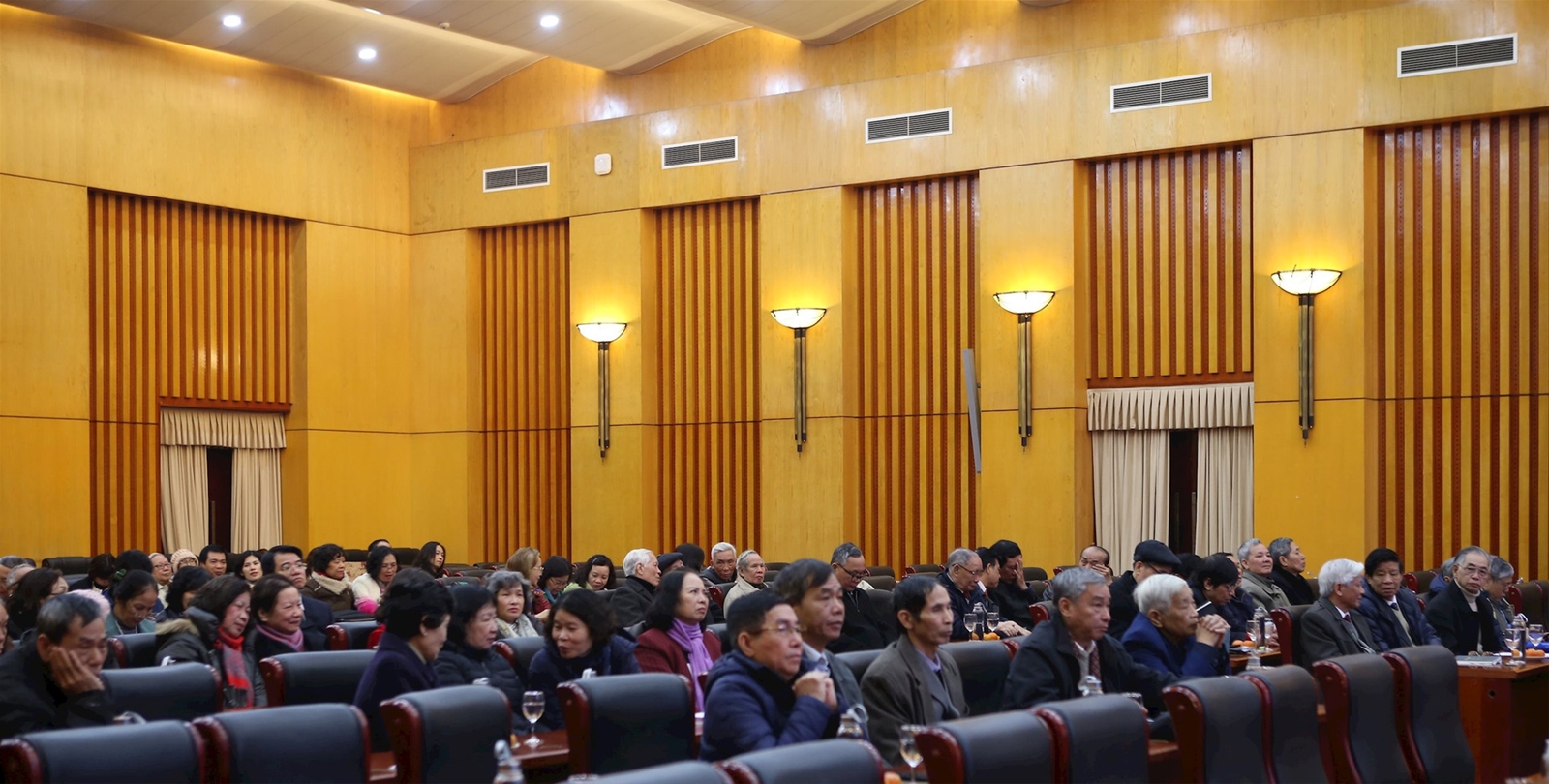 Gặp mặt cán bộ hưu trí Khối cơ quan Bộ TN&MT xuân Giáp Thìn 2024