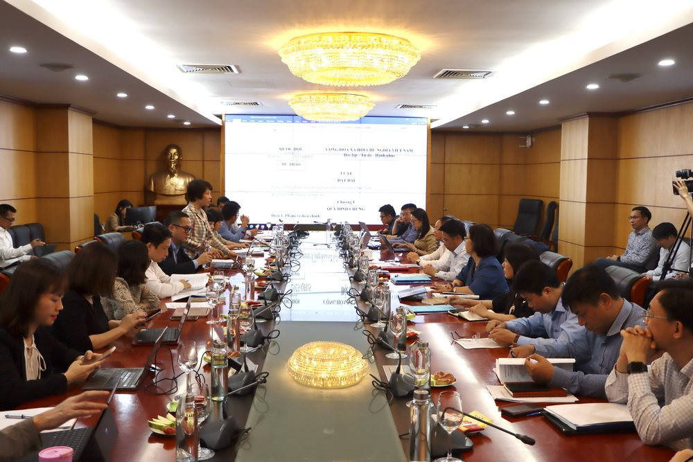 Bộ TN&MT làm việc với Bộ Kế hoạch và Đầu tư về hoàn thiện Luật Đất đai (sửa đổi)