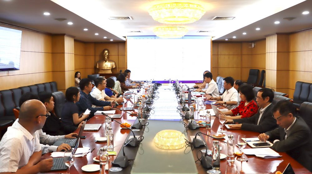 Bộ Tài nguyên và Môi trường làm việc với Bộ Thông tin và truyền thông về hoàn thiện Luật Đất đai (sửa đổi)