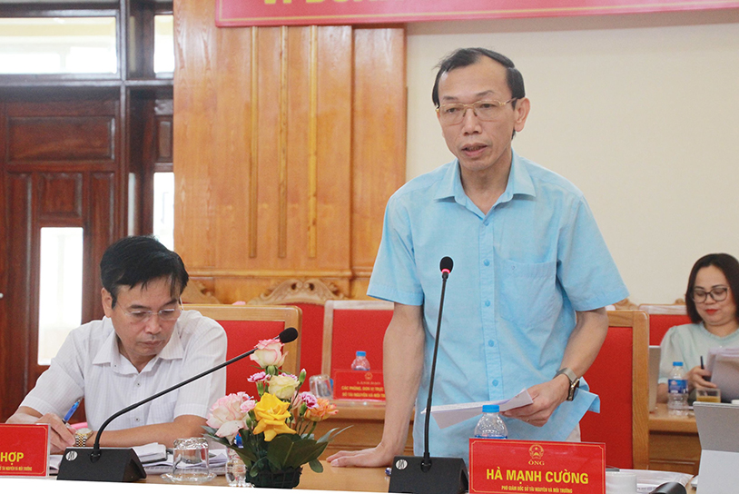 Đoàn đại biểu Quốc hội tỉnh Yên Bái lấy ý kiến tham gia vào Dự án Luật Đất đai và Luật Tài nguyên nước (sửa đổi)