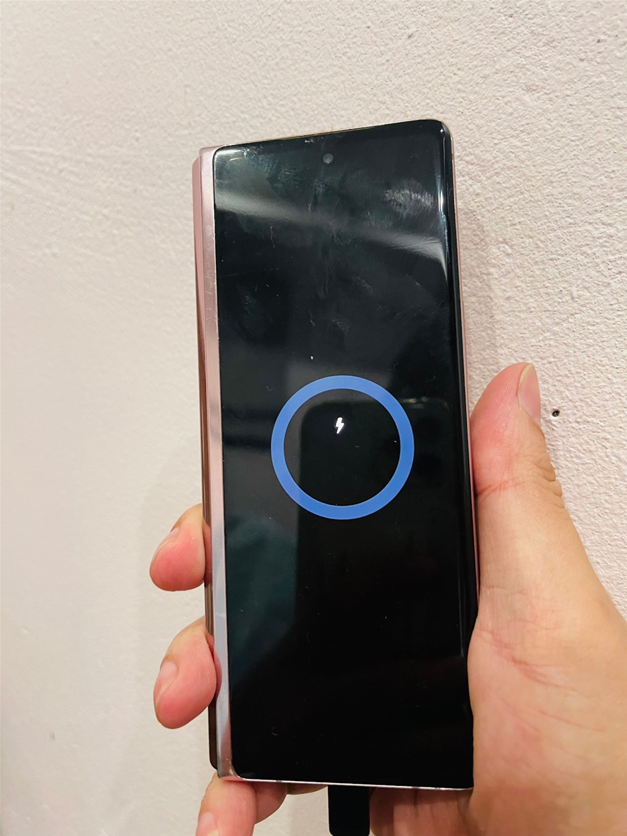 Khách hàng bức xúc vì dịch vụ kinh doanh kém chất lượng của Samsung