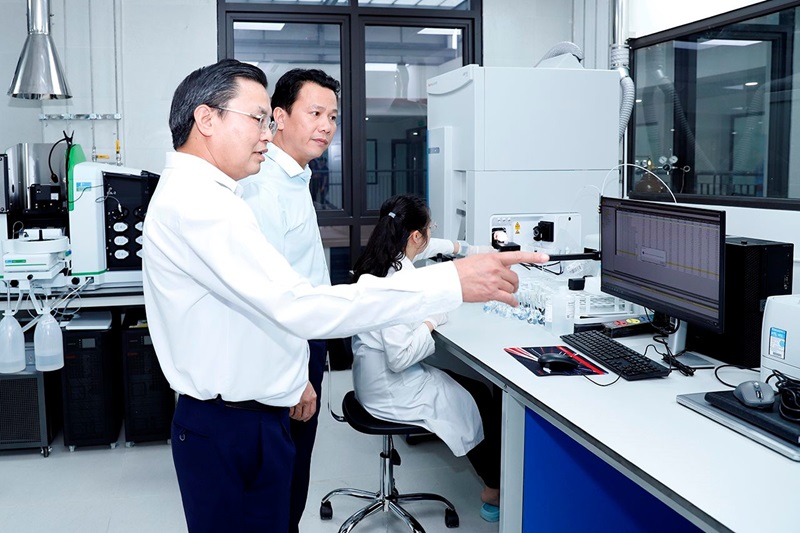 Khánh thành Trung tâm tích hợp, xử lý dữ liệu và điều hành mạng lưới quan trắc môi trường Quốc gia