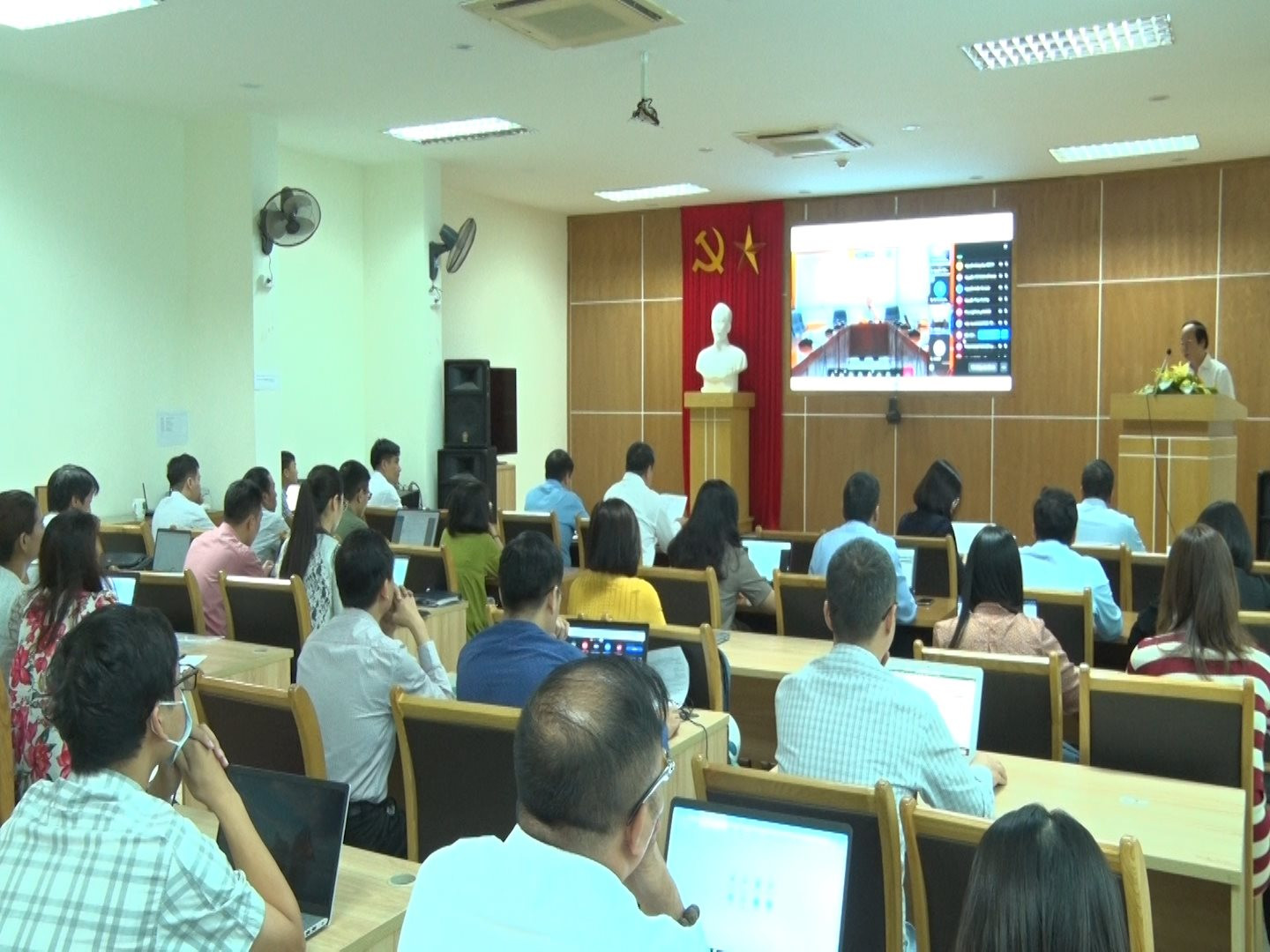 Bộ TN&MT tổ chức tập huấn hướng dẫn sử dụng hệ thống quản lý KH&CN