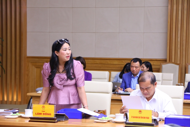 Ưu tiên các ngành kinh tế xanh hơn, hiệu quả hơn khai thác khoáng sản