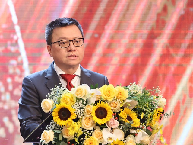 Thủ tướng dự lễ trao giải thưởng cao quý nhất của giới báo chí cả nước