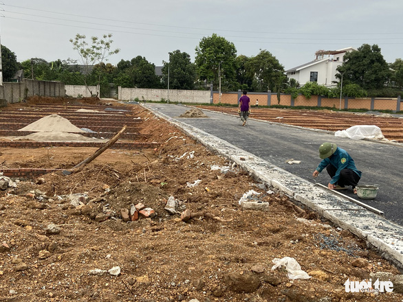 Nhiều tỉnh, thành phố cấm phân lô bán nền, chặn sốt đất