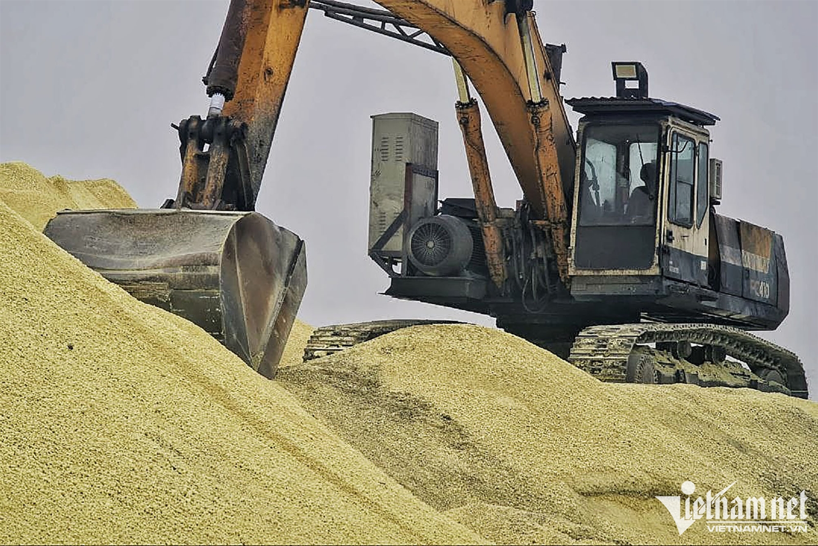 Bãi lưu huỳnh lộ thiên ngay tại Hà Nội