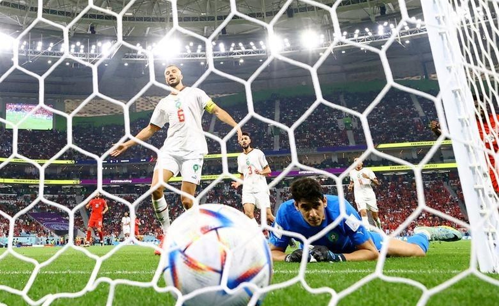 Nhìn lại World Cup ngày thứ 12: Kỳ tích mang tên “Samurai xanh”