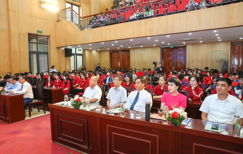 Tổng kết và trao giải Cuộc thi trắc nghiệm trực tuyến Tìm hiểu về bảo vệ môi trường trên Tạp chí điện tử Môi trường và Cuộc sống