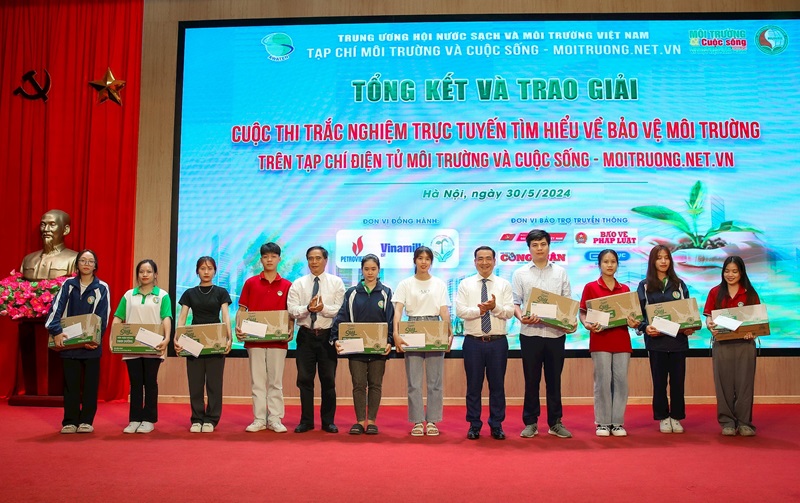 Tổng kết và trao giải Cuộc thi trắc nghiệm trực tuyến Tìm hiểu về bảo vệ môi trường trên Tạp chí điện tử Môi trường và Cuộc sống