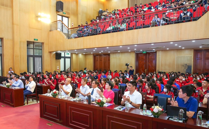 Tổng kết và trao giải Cuộc thi trắc nghiệm trực tuyến Tìm hiểu về bảo vệ môi trường trên Tạp chí điện tử Môi trường và Cuộc sống