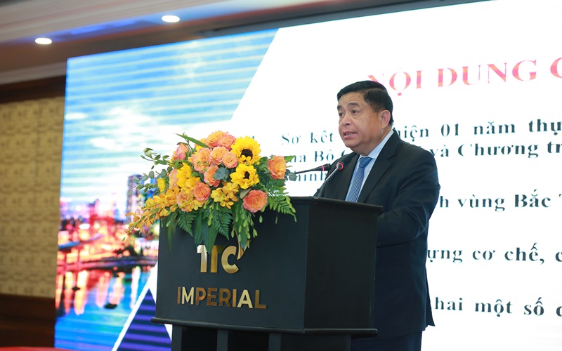 Ưu tiên các dự án kết nối liên vùng, hạ tầng năng lượng tái tạo