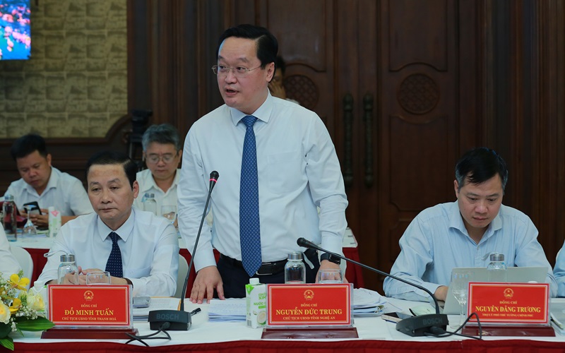 Ưu tiên các dự án kết nối liên vùng, hạ tầng năng lượng tái tạo