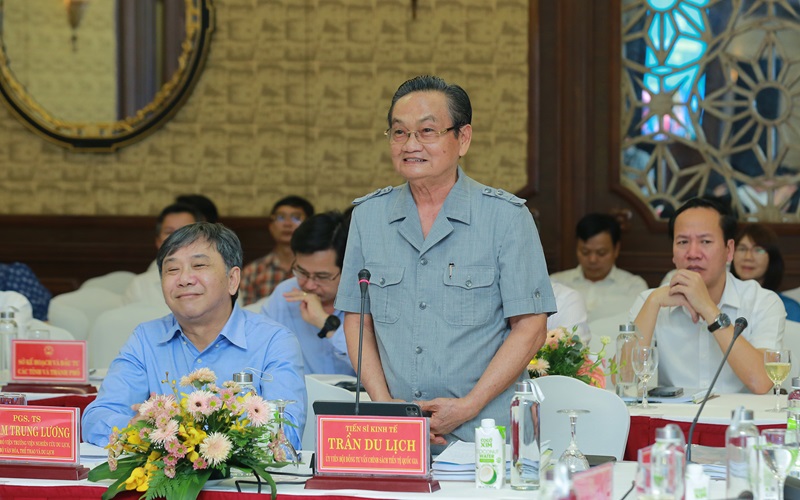 Ưu tiên các dự án kết nối liên vùng, hạ tầng năng lượng tái tạo