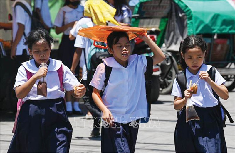 Nắng nóng gay gắt, nới rộng khoảng cách học tập trên toàn thế giới