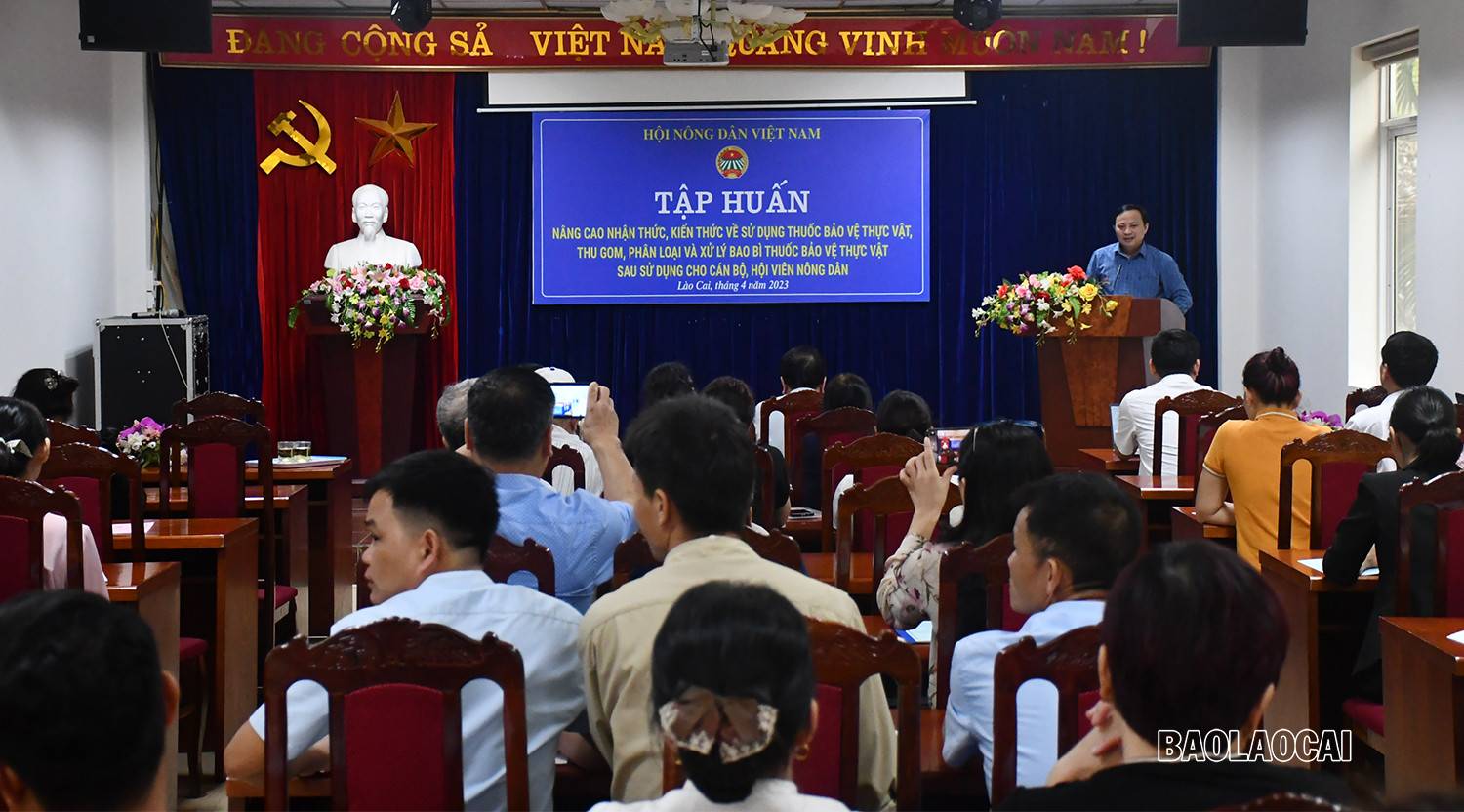 Nâng cao kiến thức, kỹ năng bảo vệ môi trường cho nông dân