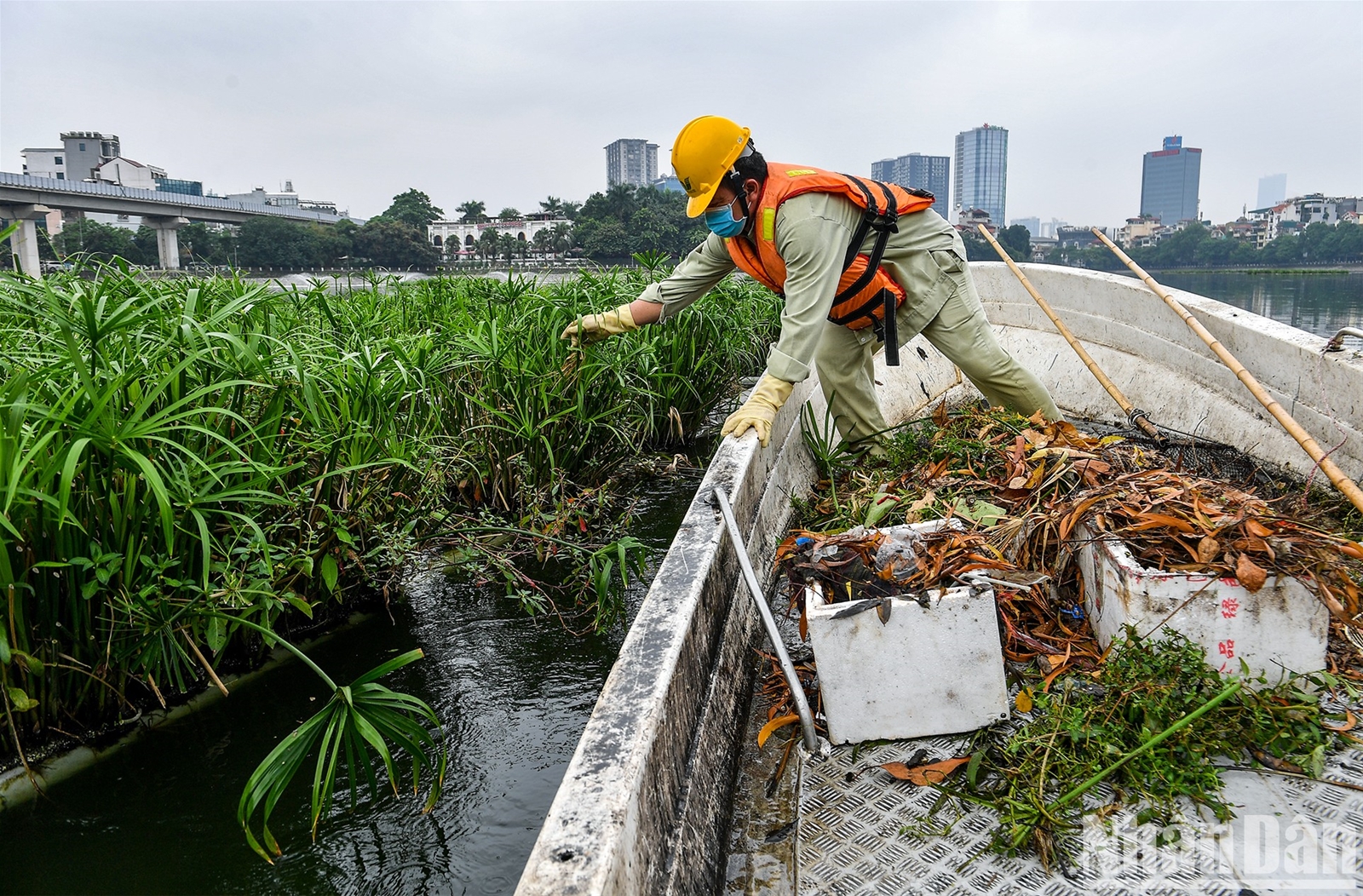Thầm lặng giữ sạch những 