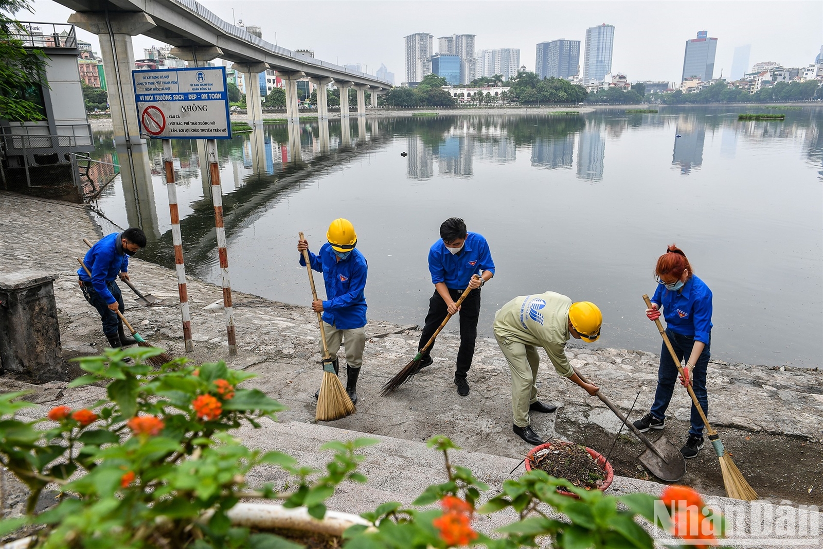 Thầm lặng giữ sạch những 