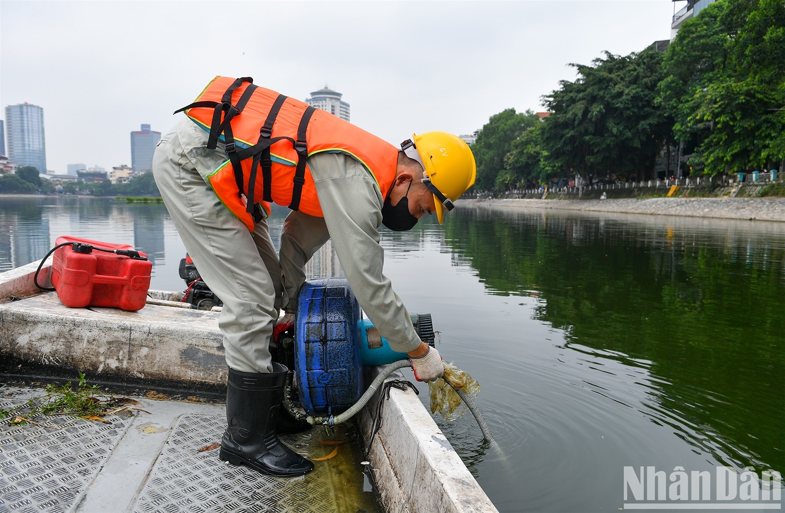 Thầm lặng giữ sạch những 