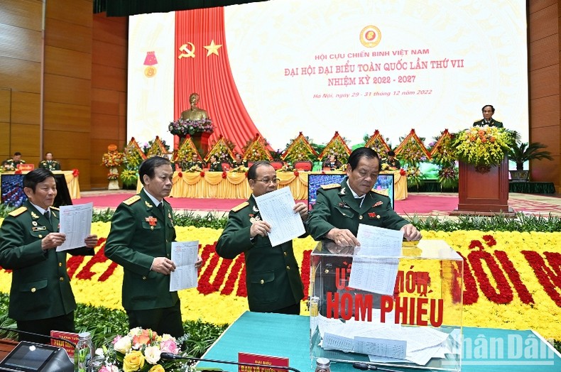 Thượng tướng Bế Xuân Trường được bầu làm Chủ tịch Hội Cựu chiến binh Việt Nam khóa VII