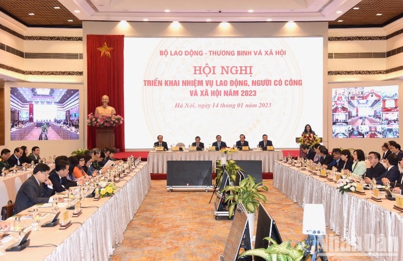 Nỗ lực thực hiện tốt công tác bảo đảm an sinh xã hội, chăm lo người có công