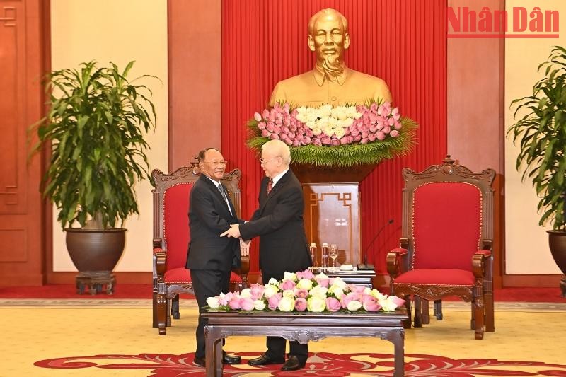 Tổng Bí thư Nguyễn Phú Trọng tiếp Chủ tịch Quốc hội Vương quốc Campuchia Samdech Heng Samrin