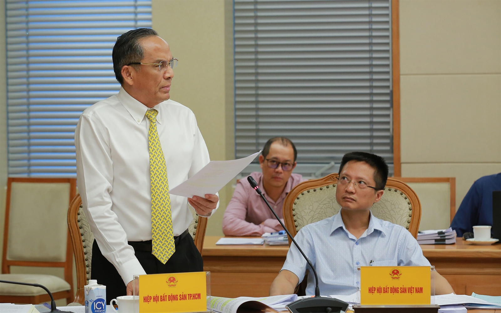 Rà soát, hoàn thiện dự thảo nghị định về kinh doanh bất động sản; xây dựng lại chung cư