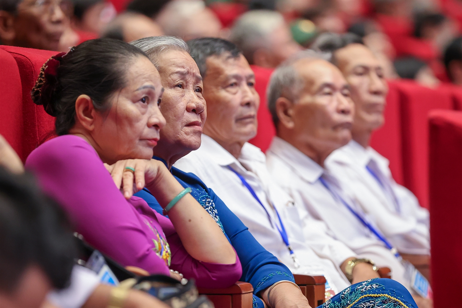 Thủ tướng: Đẩy mạnh công tác 'đền ơn đáp nghĩa' với trách nhiệm lớn lao và nghĩa tình sâu nặng