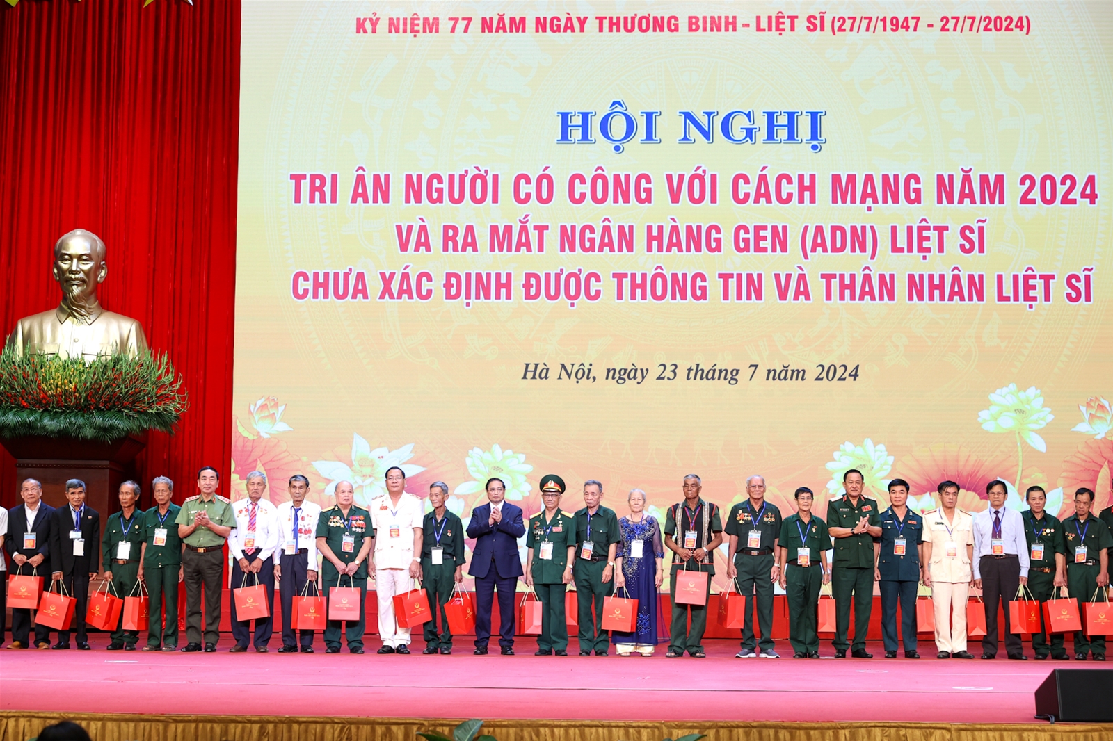 Thủ tướng: Đẩy mạnh công tác 'đền ơn đáp nghĩa' với trách nhiệm lớn lao và nghĩa tình sâu nặng