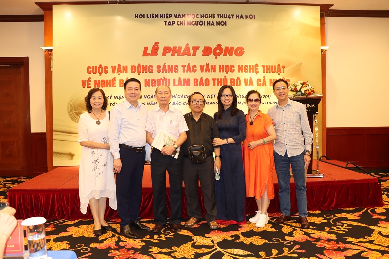 Người Hà Nội: Phát động sáng tác văn học nghệ thuật về nghề báo  