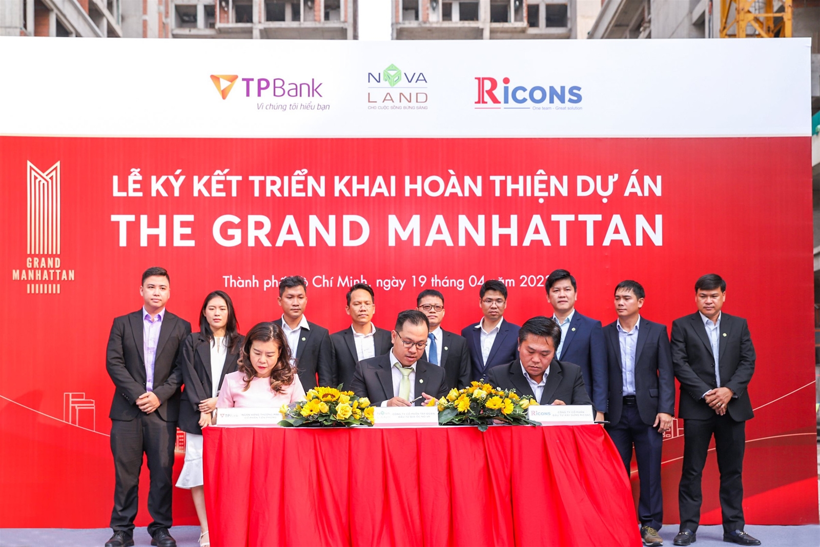 Novaland, TPBank và Ricons ký kết hợp tác hoàn thiện dự án The Grand Manhattan