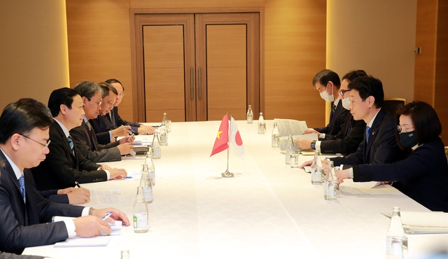 Đánh giá, lựa chọn giải pháp giảm phát thải carbon khả thi, phù hợp