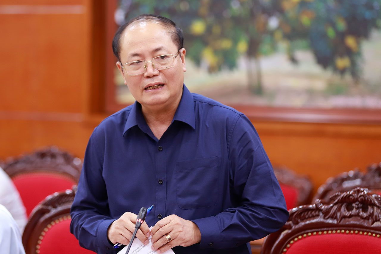 Bộ trưởng Đặng Quốc Khánh làm việc với Lãnh đạo tỉnh Hoà Bình