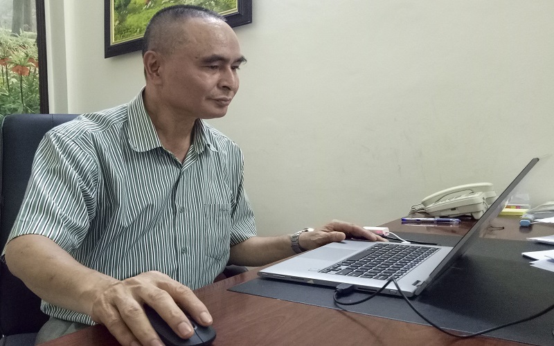 Để hạn chế cá Hồ Tây bị chết, cần có hệ thống nước thải riêng