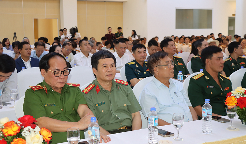 Câu lạc bộ Tướng lĩnh, sĩ quan Công an Thanh Hóa tại Hà Nội gặp mặt truyền thống