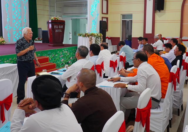 Phát huy vai trò các tôn giáo tham gia bảo vệ môi trường và ứng phó với biến đổi khí hậu