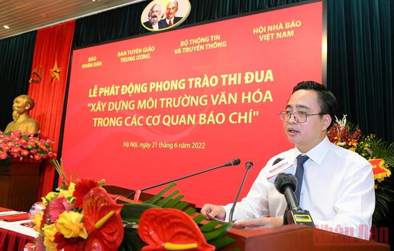 Phát động phong trào thi đua “Xây dựng môi trường văn hóa trong các cơ quan báo chí”