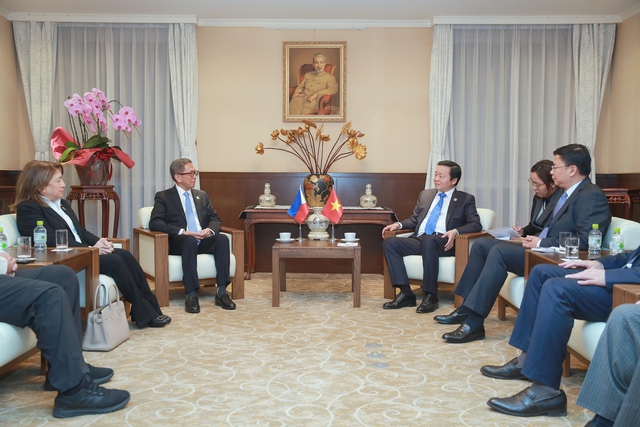 Phó Thủ tướng Trần Hồng Hà tiếp Bộ trưởng Bộ Năng lượng Philippines