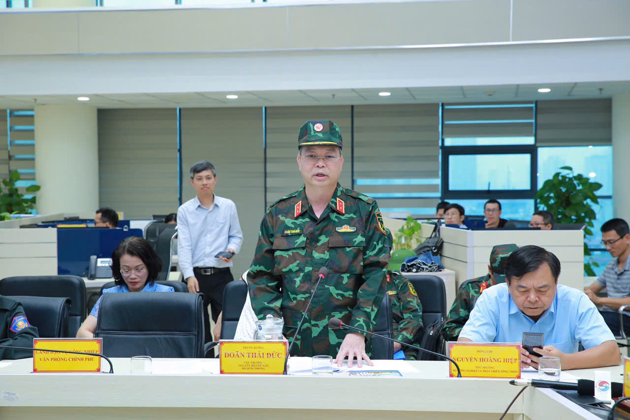 Phó Thủ tướng Trần Hồng Hà kiểm tra công tác dự báo bão số 3 và tình hình tại các địa phương