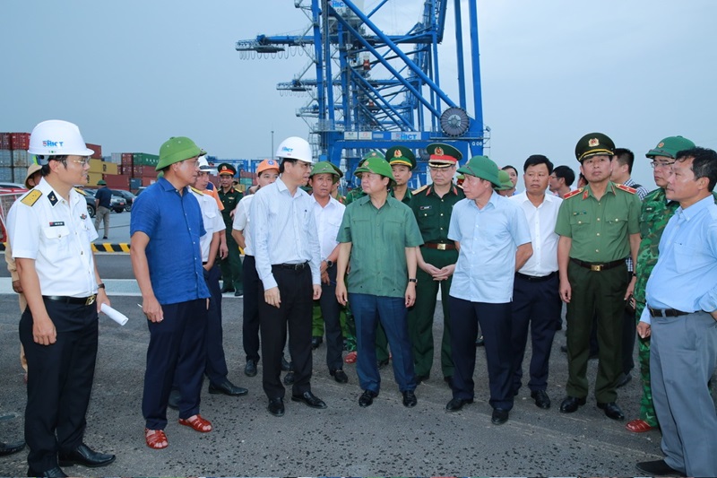 Phó Thủ tướng Trần Hồng Hà thị sát, kiểm tra việc phòng chống bão số 3 tại Quảng Ninh và Hải Phòng