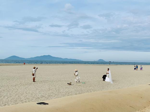 Hồi sinh nơi từng được vinh danh là một trong những bãi biển đẹp nhất châu Á