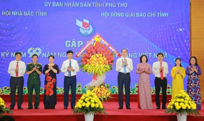 Trao giải cho 56 tác phẩm báo chí tiêu biểu tỉnh Phú Thọ