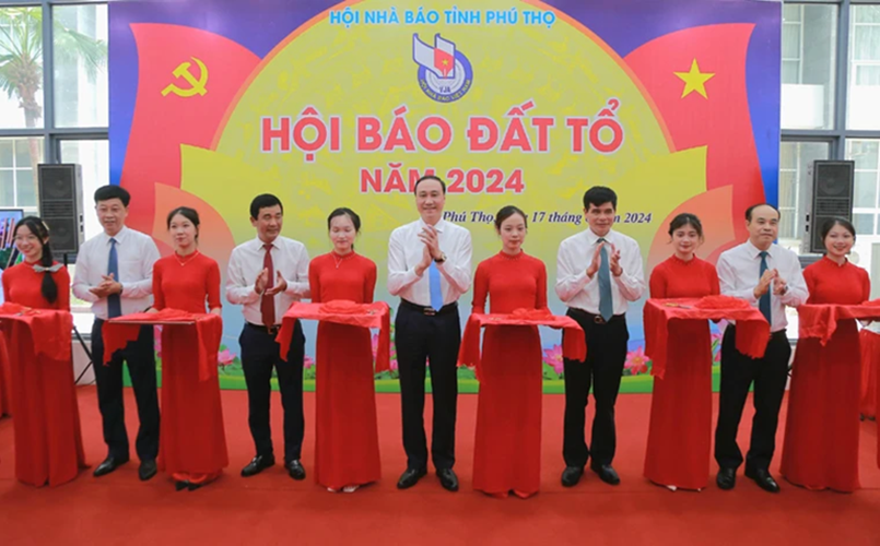 Trao giải cho 56 tác phẩm báo chí tiêu biểu tỉnh Phú Thọ