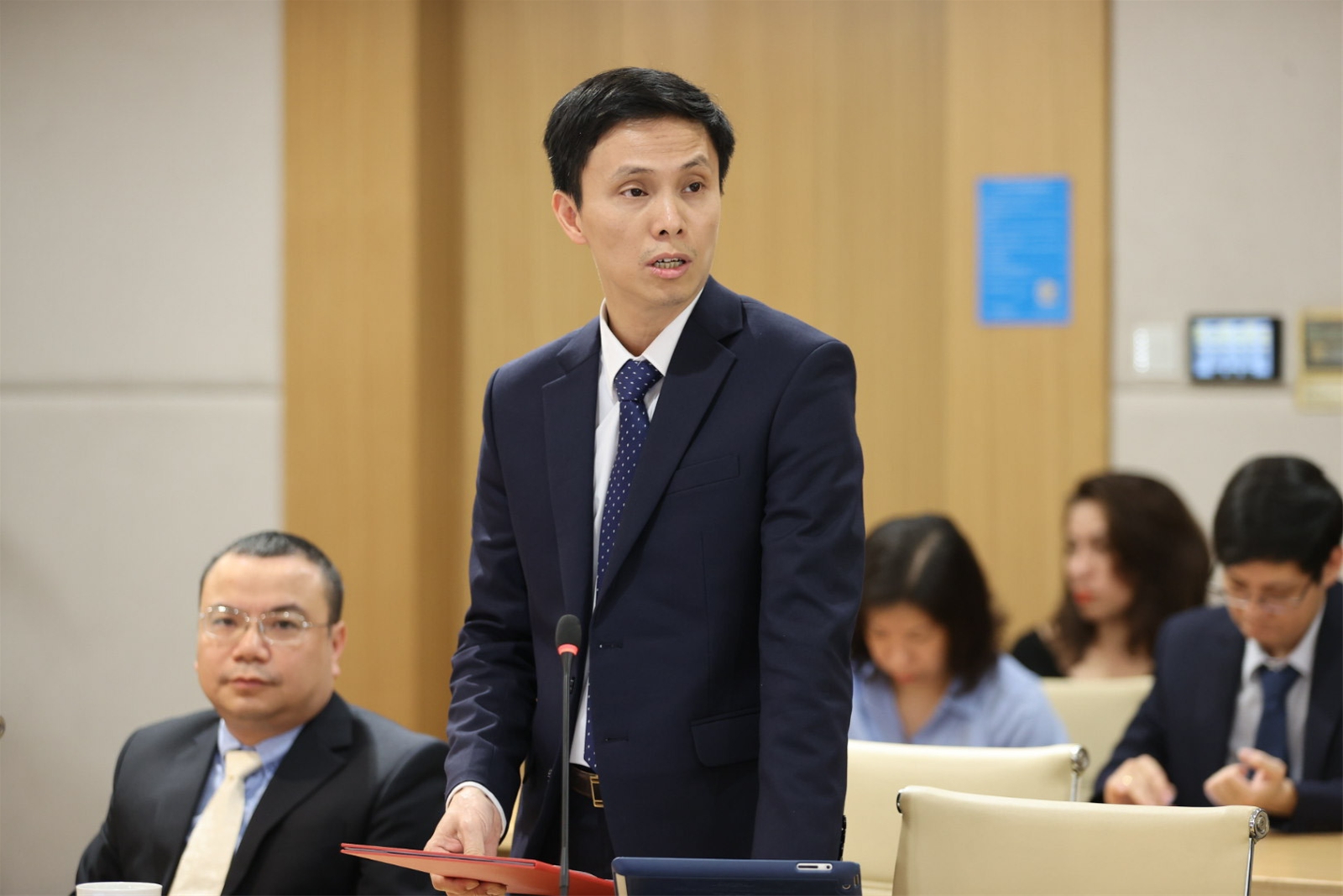 Bổ nhiệm Tổng Biên tập Tạp chí Thông tin và Truyền thông