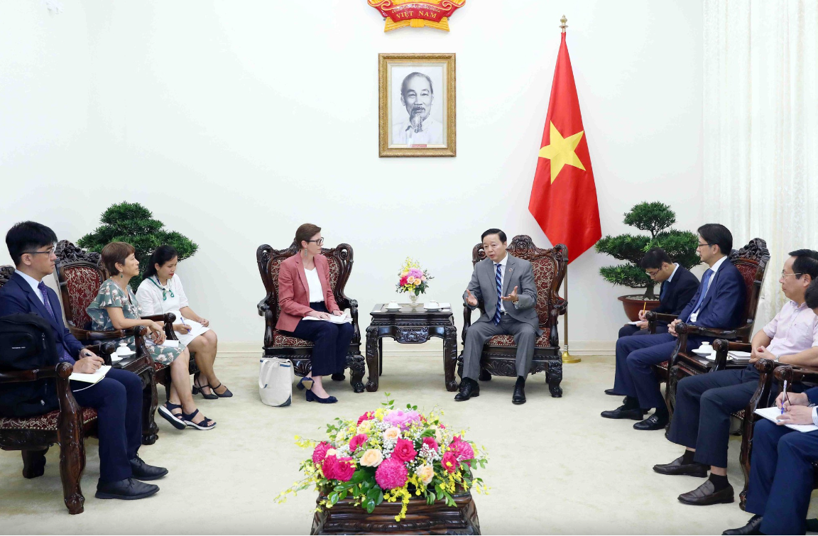 Phó Thủ tướng Trần Hồng Hà tiếp Trưởng đại diện Tổ chức Y tế Thế giới tại Việt Nam