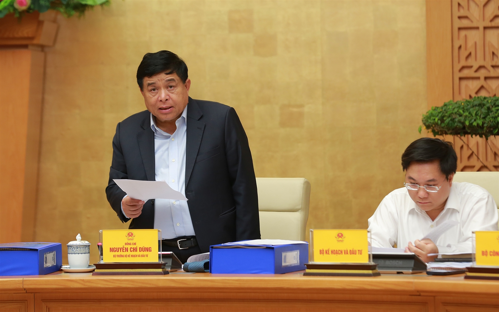 Hình thành các trung tâm tăng trưởng nổi trội, có sức lan toả mạnh mẽ